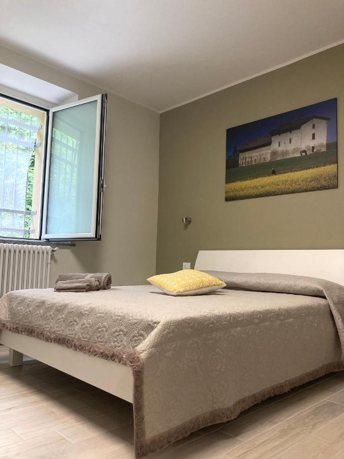 Bed and Breakfast Il Cortile Di Greta Lu (Piedmont) Екстер'єр фото