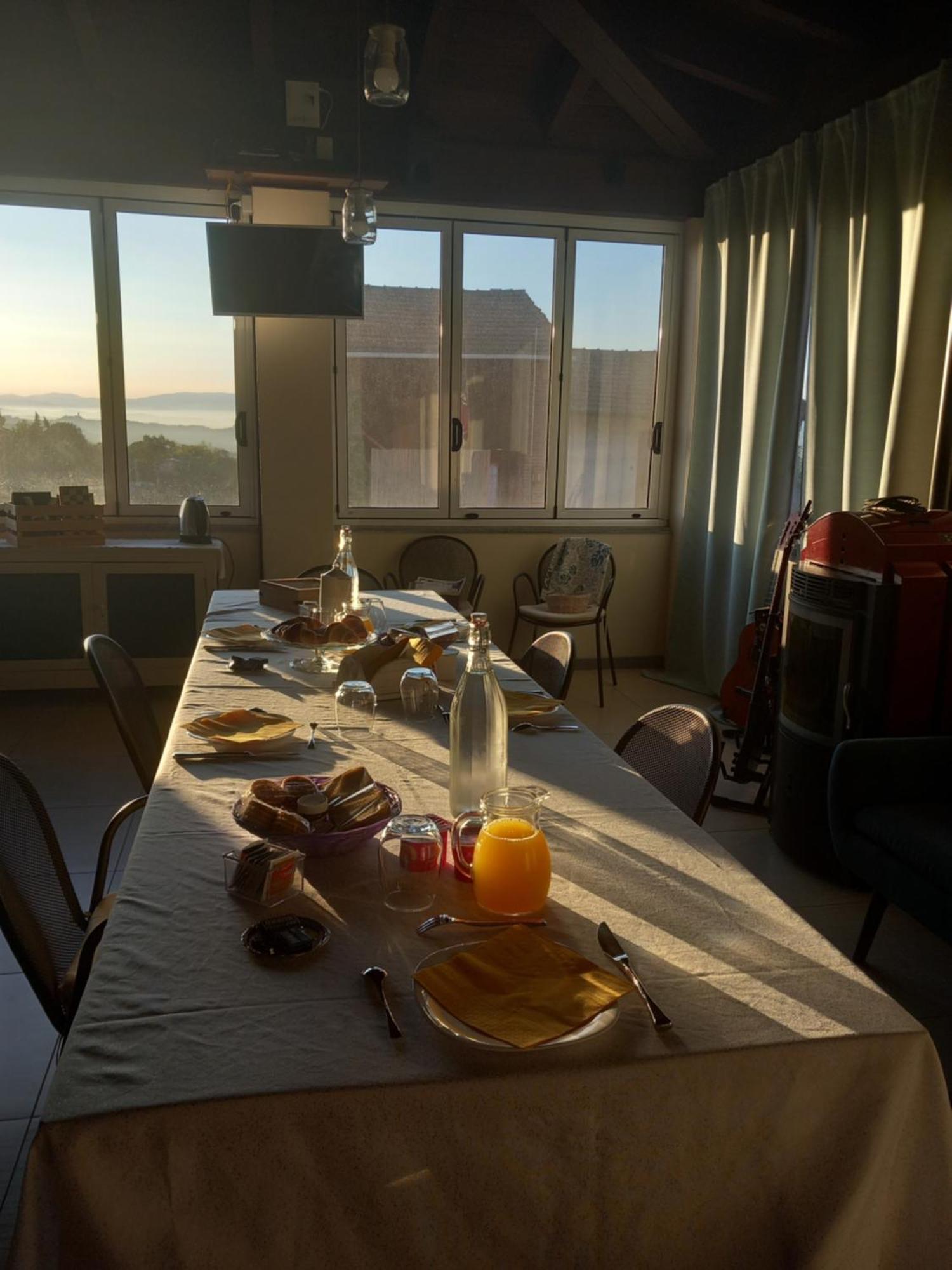Bed and Breakfast Il Cortile Di Greta Lu (Piedmont) Екстер'єр фото