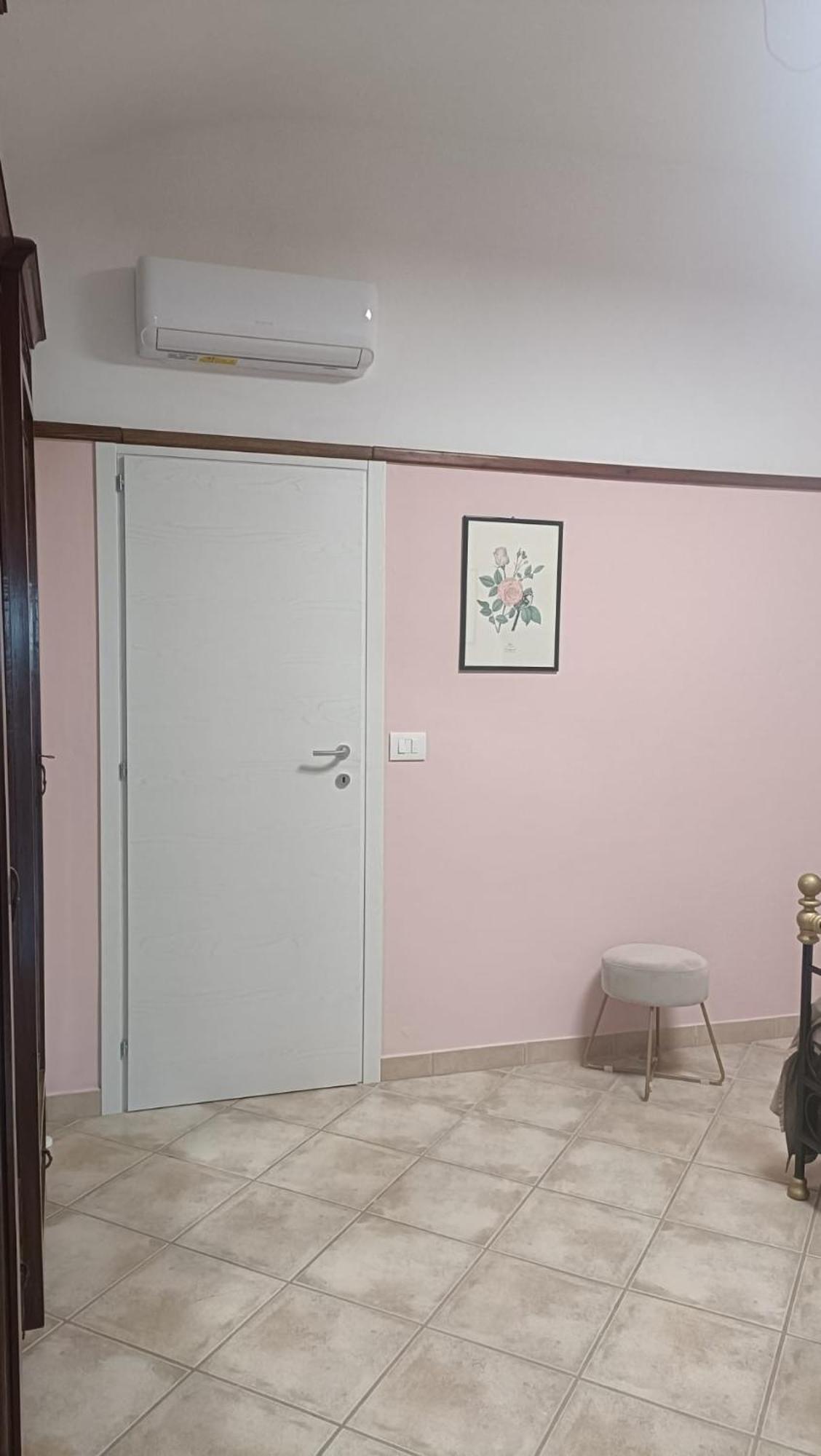 Bed and Breakfast Il Cortile Di Greta Lu (Piedmont) Екстер'єр фото